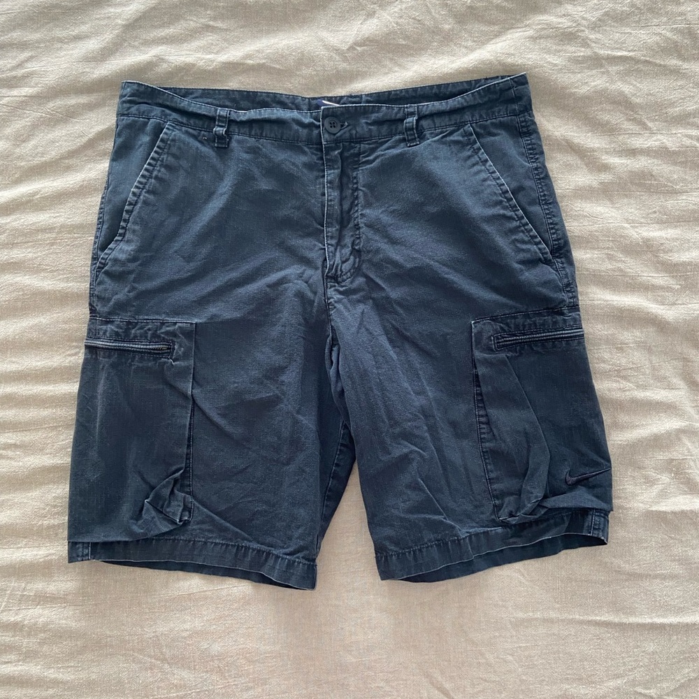 Vintage Nike Cargo Shorts Size 34 Navy